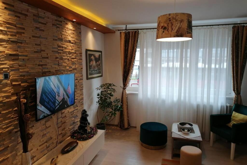 Oasis Felix Apartment Belgrado Exterior foto